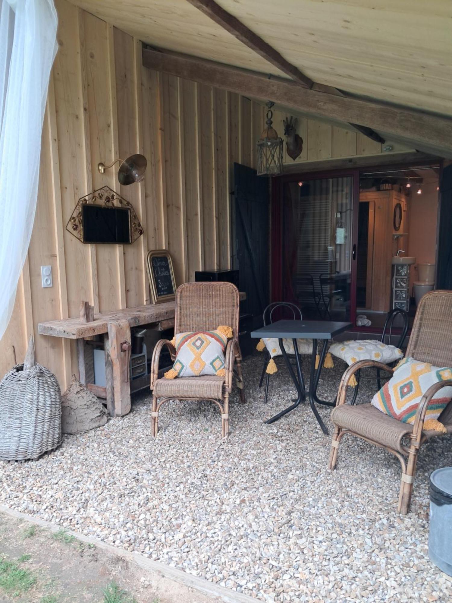 内尔河畔欧比尼Le Buisson De La Gariole住宿加早餐旅馆 客房 照片